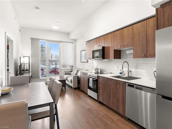 15 Wellington St S #317, Kitchener, ON N2G 0E4