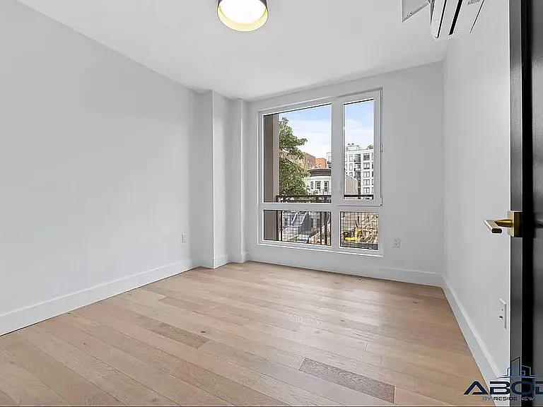 154 Lenox Rd #6A — Photo 4