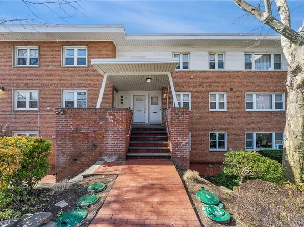 200 South Middle Neck Road #F6, Great Neck, NY 11021