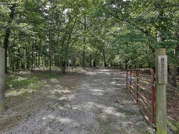 3rd image of 9952 E High Meadows Dr