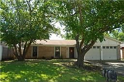 3rd image of 226 Blair Ln