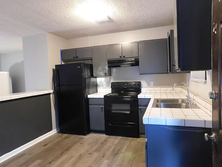 5327 Westchase Ct — Photo 13