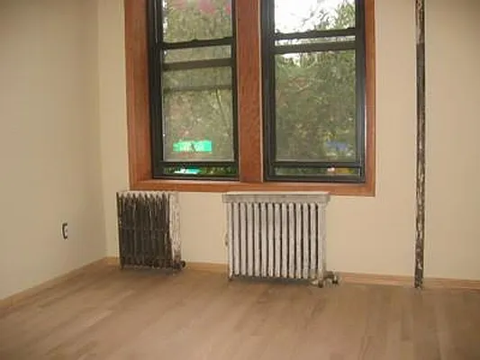 Rented by Keller Williams NYC | media 23