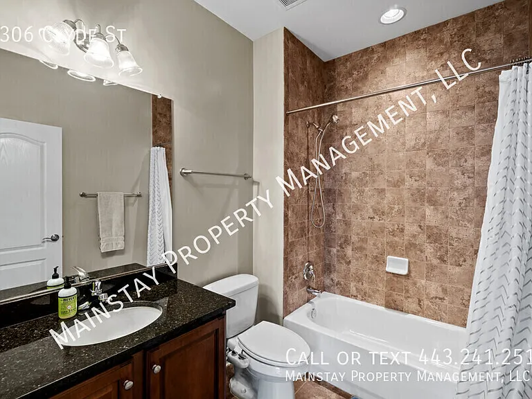 3306 Clyde St — Photo 8