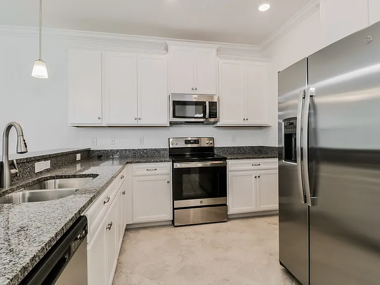 17506 Radiant Shine Way — Photo 7