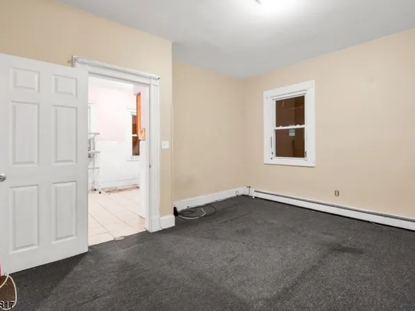 254 Inslee Pl, Elizabeth City, NJ 07206