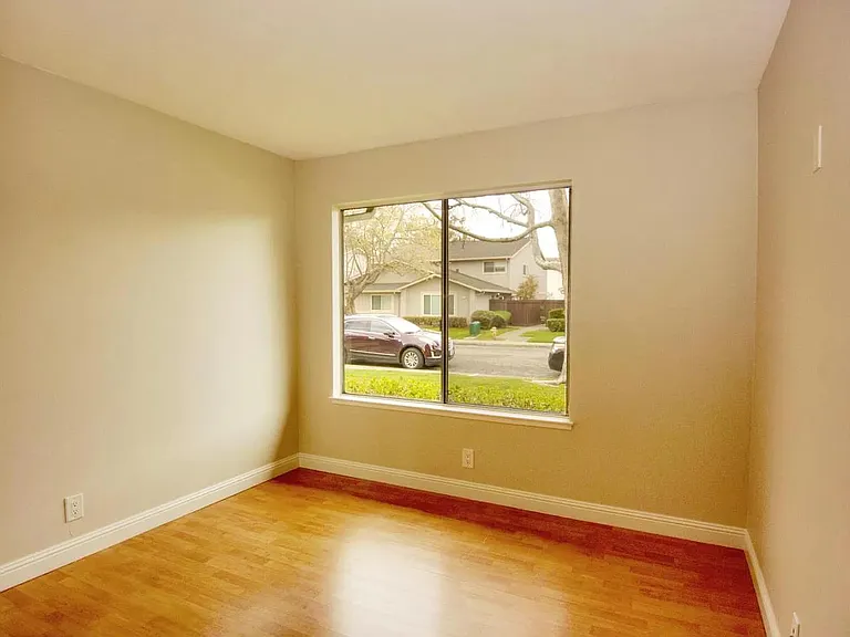 340 Rio Verde Pl #1 — Photo 8