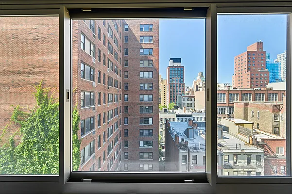 Rented by Compass | media 13