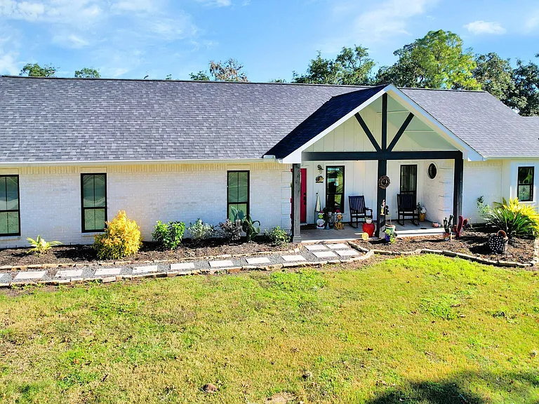 295 County Road 687 — Photo 2
