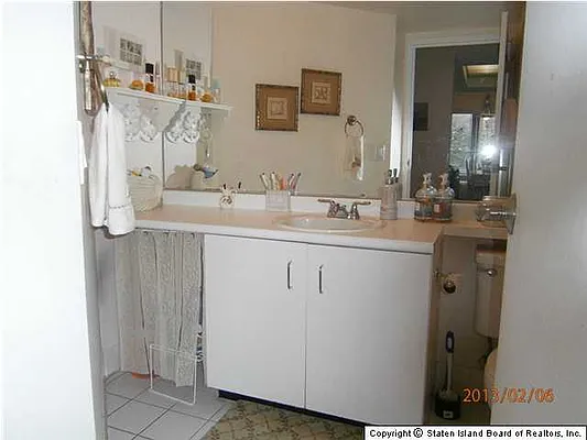 Sold by BHGRE Safari Realty | media 47