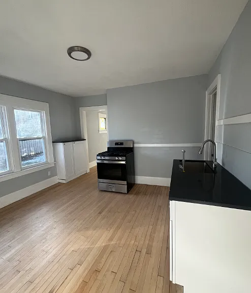 2552 N Humboldt Blvd — Photo 4