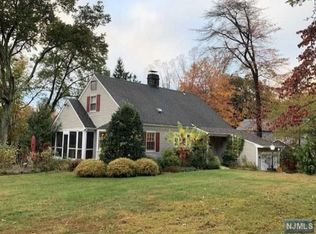 80 Knickerbocker Rd, Closter, NJ 07624