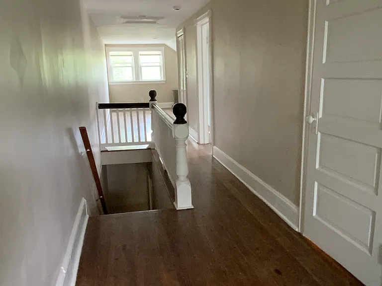 1626 Riverside Dr — Photo 21