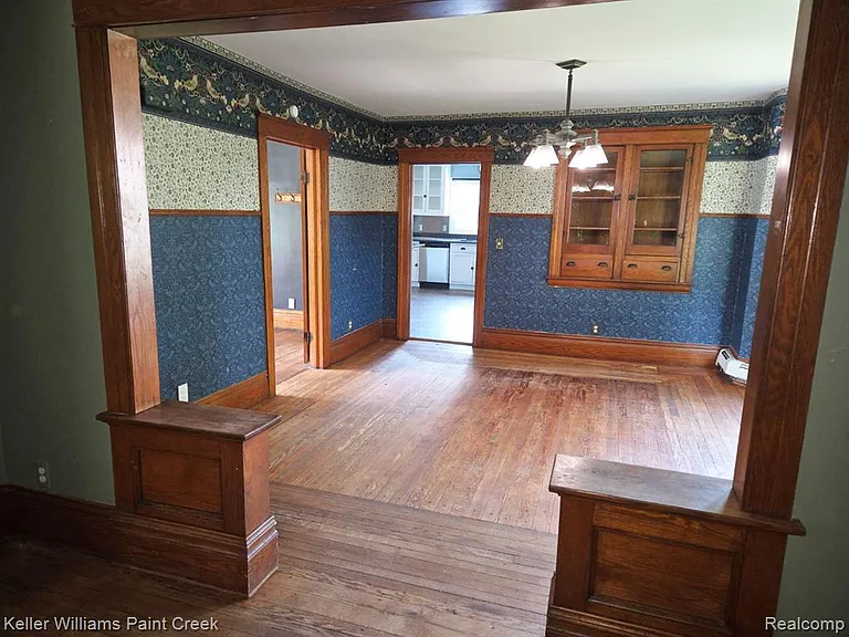 1125 S Long Lake Blvd — Photo 11