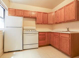 2039 W Wellington Ave APT 2, Chicago, IL 60618