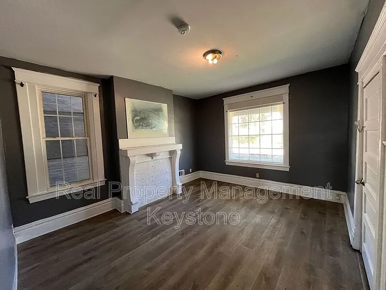 1834 Flagler St #1 — Photo 8