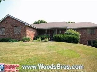 3001 W Paddock Rd, Lincoln, NE 68523