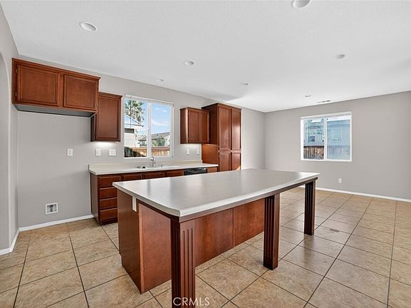 5th image of 15177 Brucite Rd