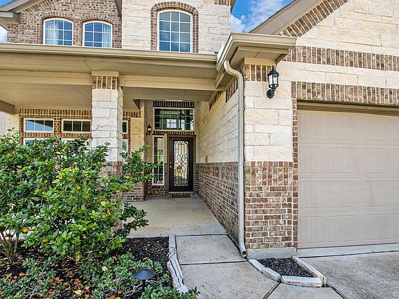 3rd image of 24007 Tirso River Ct
