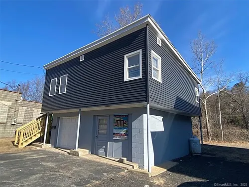 9 Railroad Ave Photo 1
