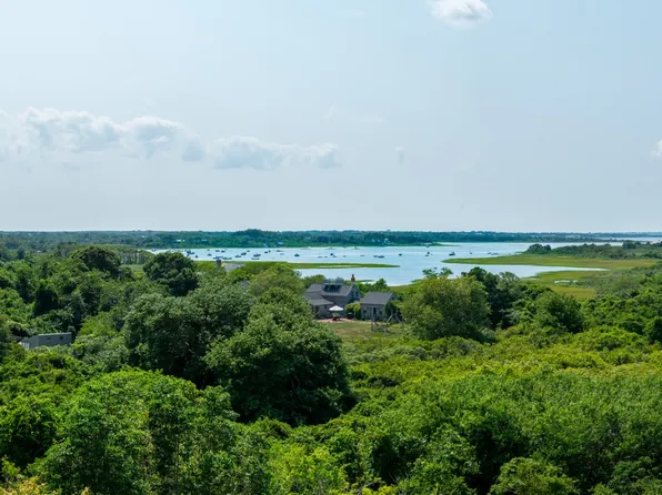 5 Old Quidnet Milk Rte, Nantucket, MA 02554