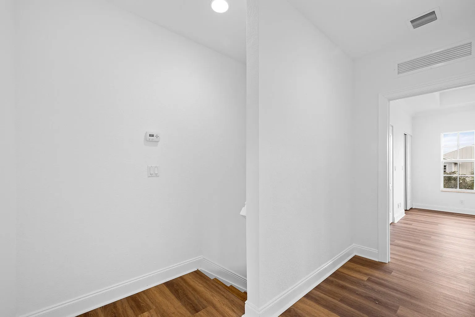 601 S Federal Hwy — Photo 2