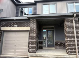 168 E Bandelier Way, Ottawa, ON K2S 2J5