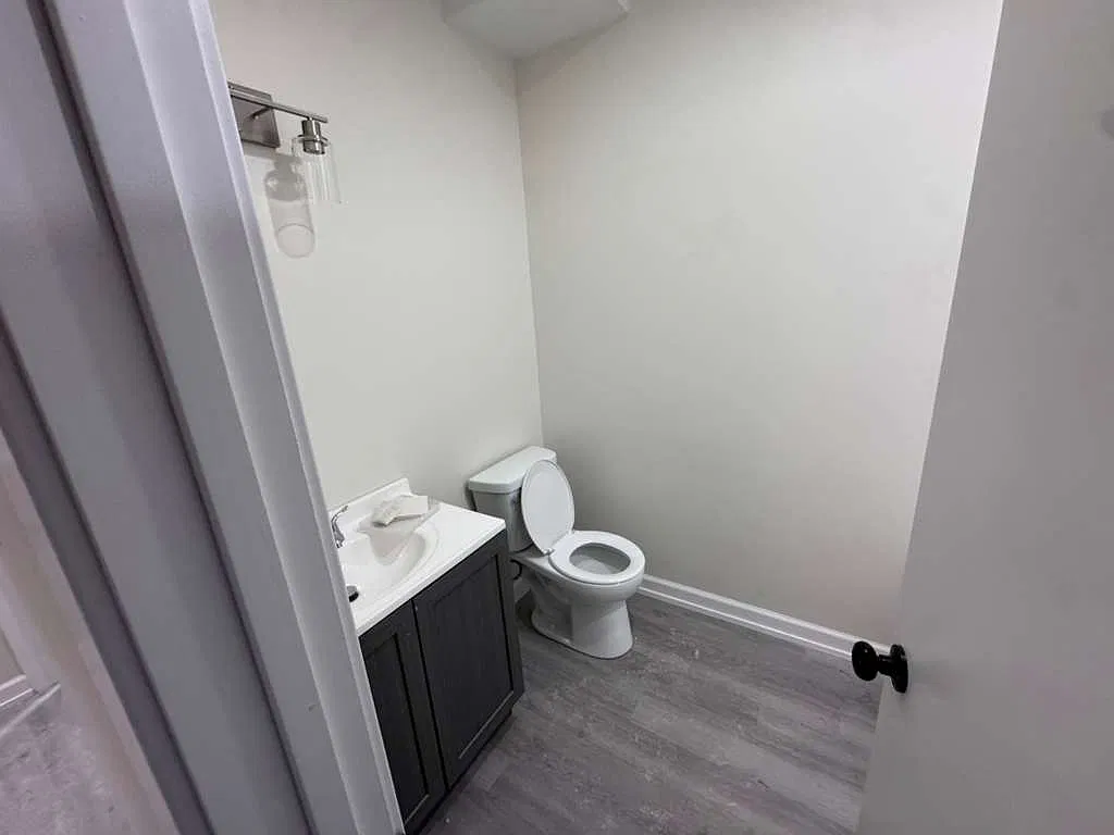 4557 Imperial Dr — Photo 4