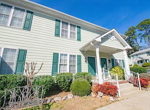 452 Cityview Ln Photo 1