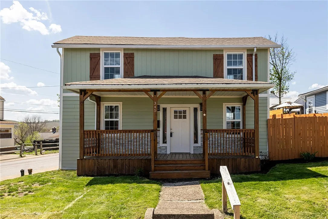 345 Fannie St photo 1