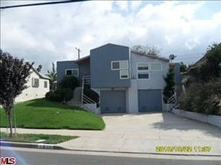 1st image of 1828 S Burnside Ave