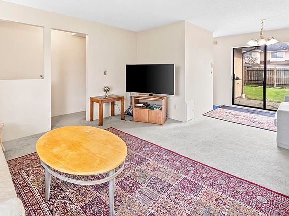 3rd image of 8406 No 1 Rd