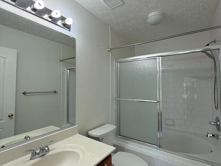 3335 Hollow Ct — Photo 6