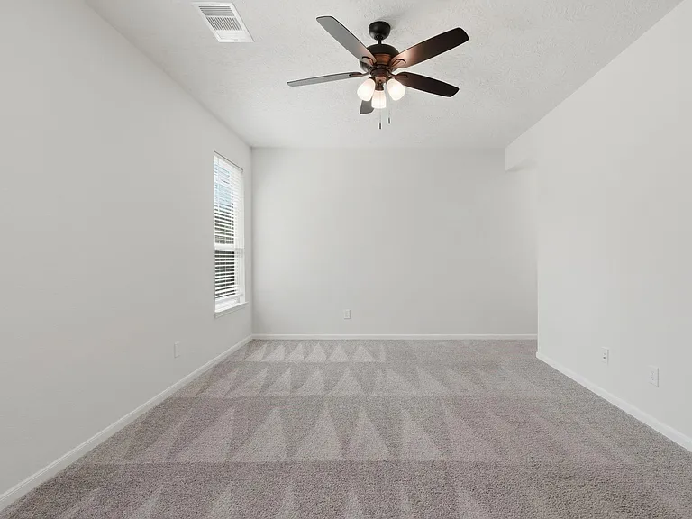1140 Clonmore Ct — Photo 25