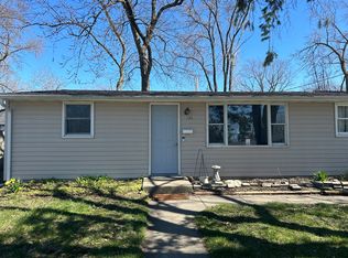 132 Home Dr, Dekalb, IL 60115