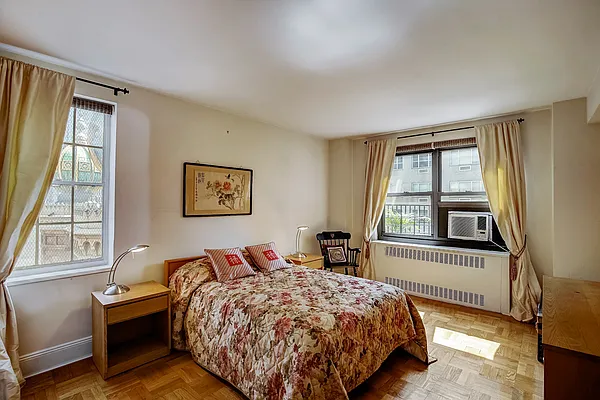 Rented by Compass | media 32