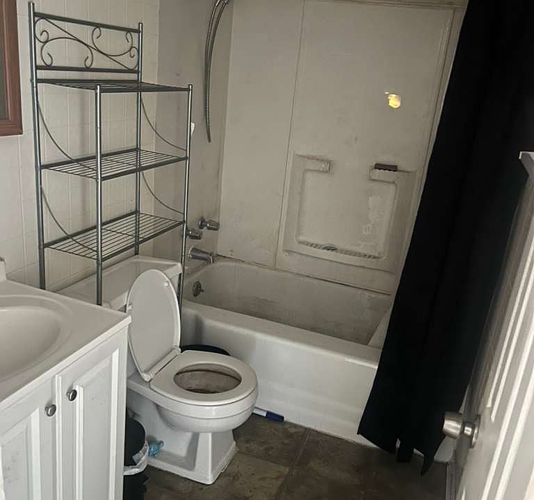 2nd image of 135 Revonah Hill Rd #B