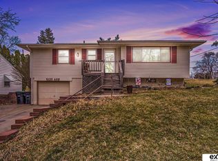 5125 Ash St, Omaha, NE 68137
