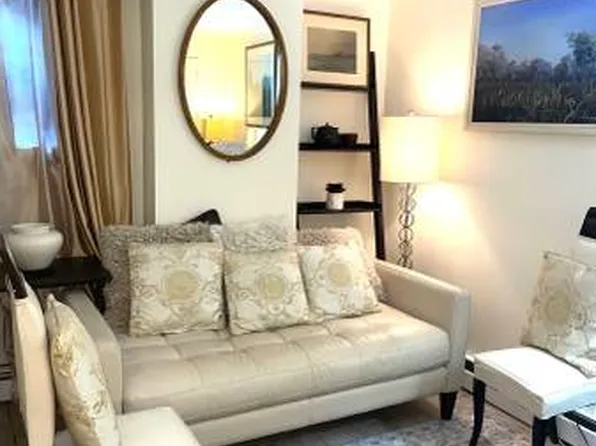 319 East 105th Street image 14 of 24