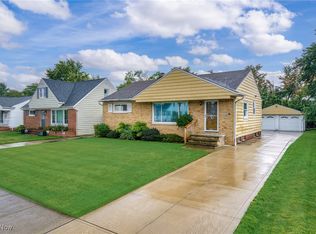 6566 Indiana Ave, Mayfield Heights, OH 44124