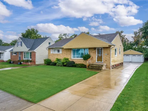 6566 Indiana Ave, Mayfield Heights, OH 44124