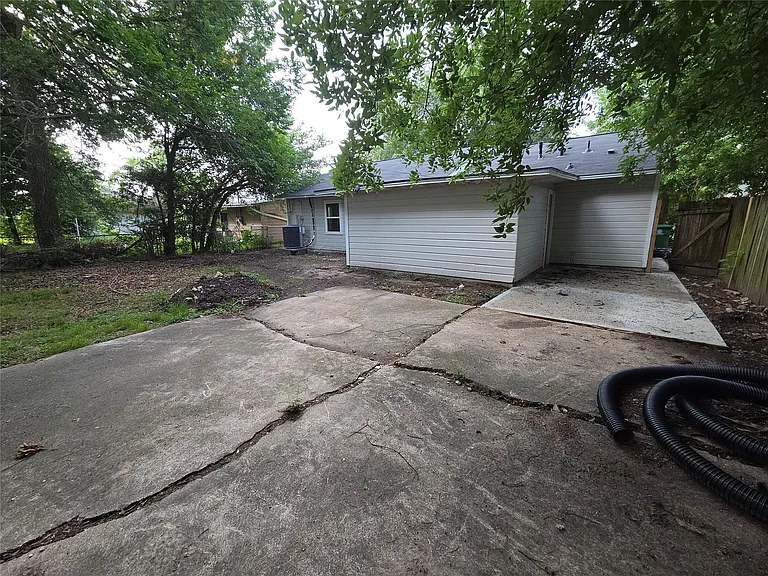 4931 Cosby St — Photo 17
