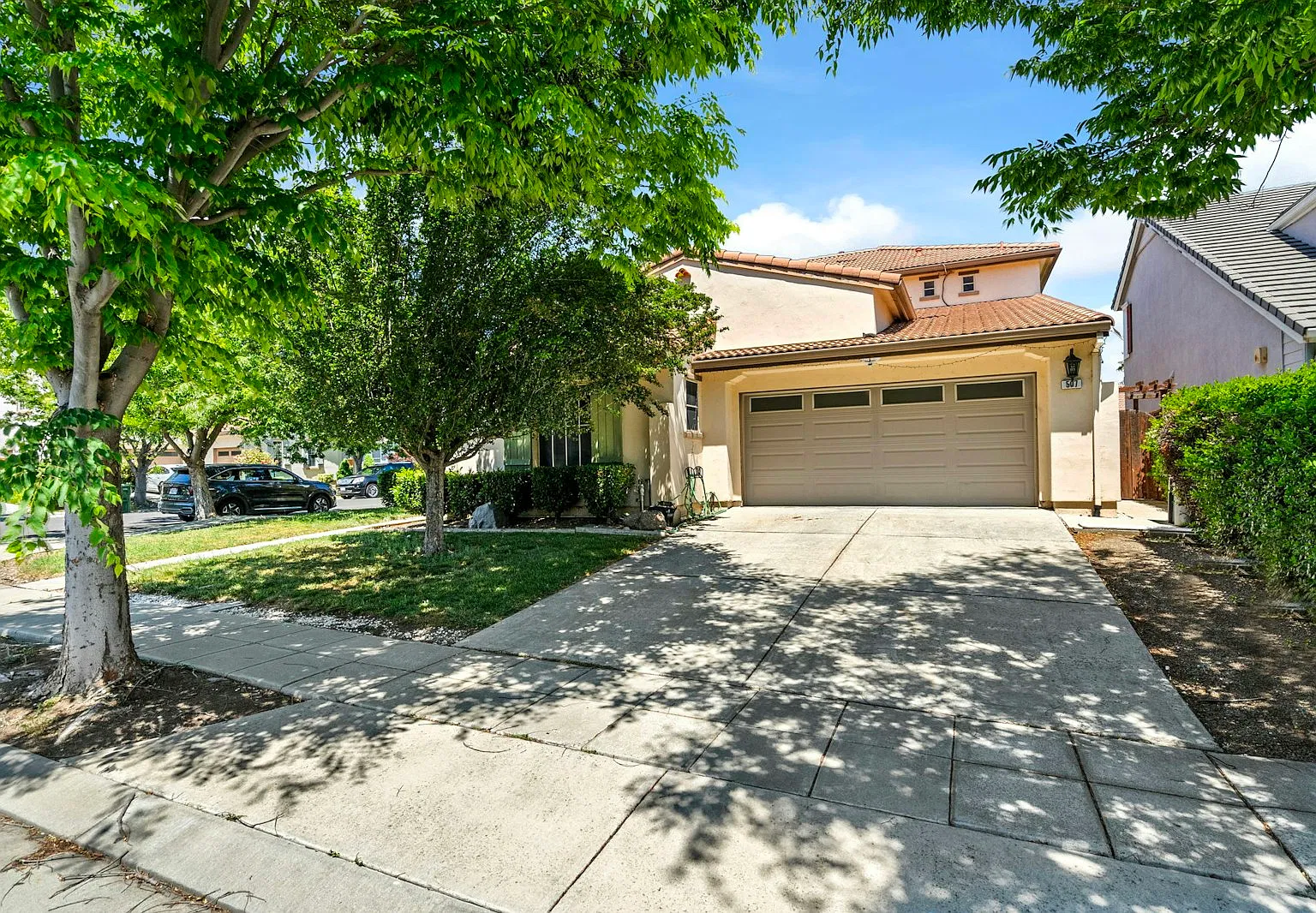 507 Burk Place — Photo 1