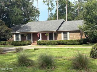2802 Jackson Bluff Rd, Marianna, FL 32446