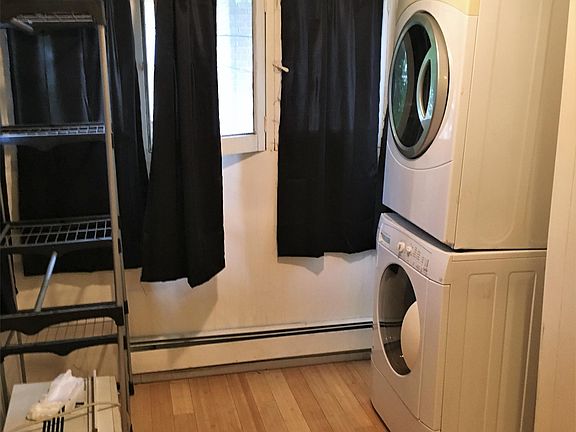 3rd image of 575 S 900 E APT 2