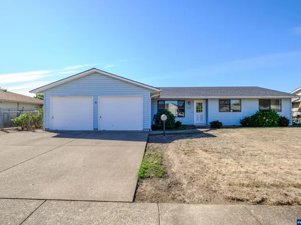 2122 Madison St SE, Albany, OR 97322