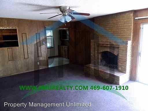 3rd image of 824 Vince Ln