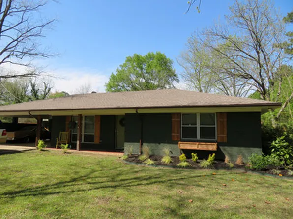 303 E Spring St, Taylor, AR 71861