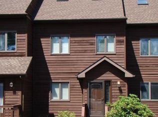 220 Hillside Ii, Dallas, PA 18612