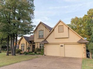 10707 Saint Michael Ct, Fort Smith, AR 72908